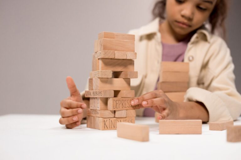 Actividades para trabajar depresión en adultos: guía efectiva