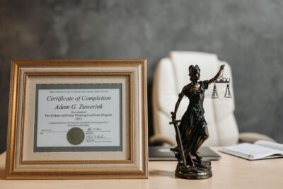  Es legal pedir la vida laboral: Guía completa y fácil