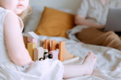  Excedencia por cuidado de hijos 2026: pros y contras esenciales