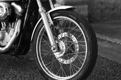  Neumáticos para motocicletas: ¿Cuándo y cómo cambiarlos?