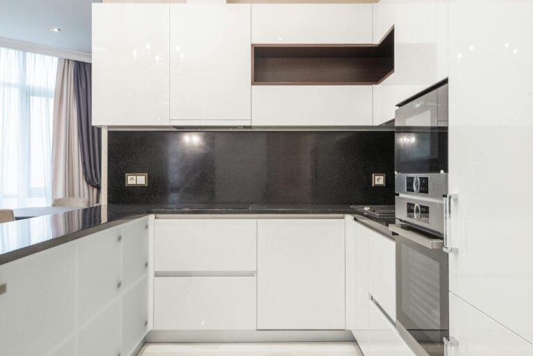 organizar armarios cocina guia para maximizar espacio y funcionalidad