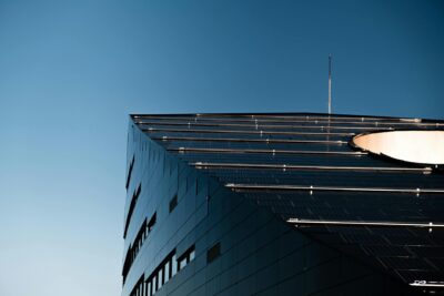  Panel solar ventana: Innovación sostenible para edificios urbanos