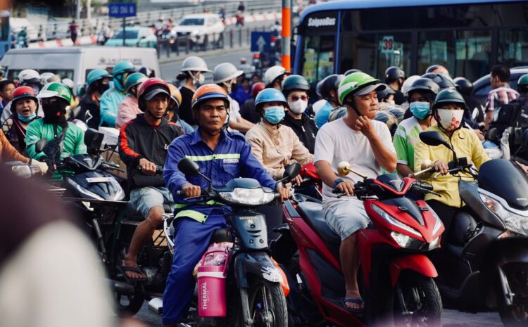  Pros y contras de usar una moto como transporte diario