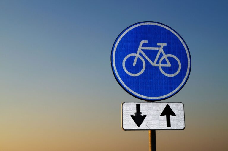 Reflectante bici: Señal de ciclos y señales bicicletas esenciales