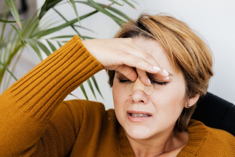 Tics nerviosos en el ojo: qué significa y cómo quitarlos